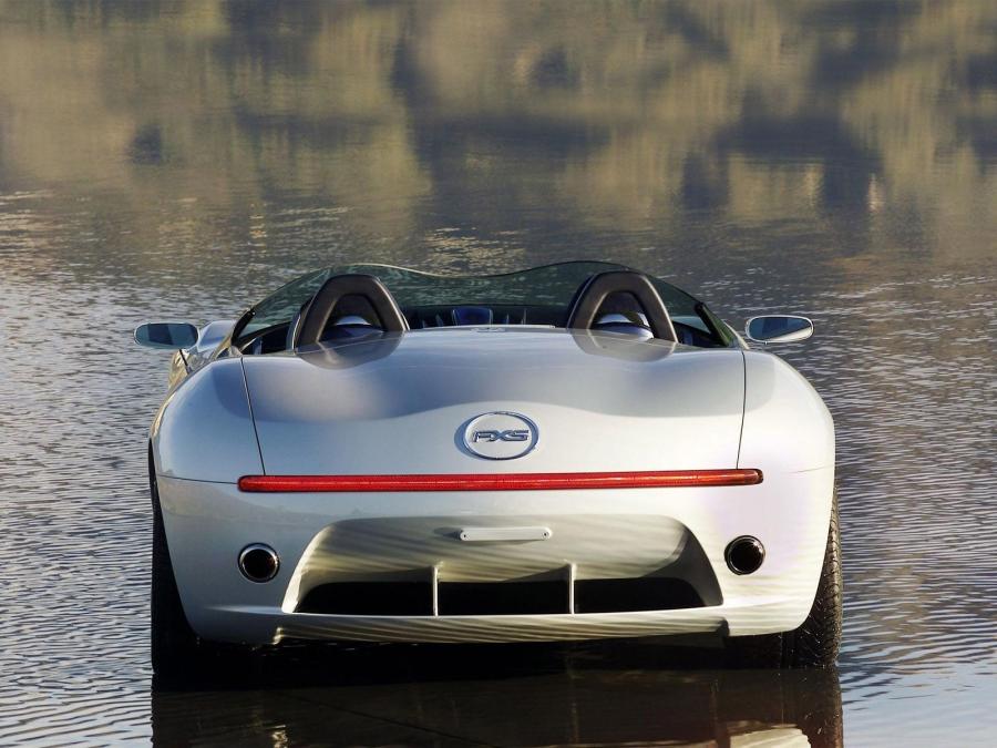  Toyota FXS Concept 2002 года  (фото 4 из 10)